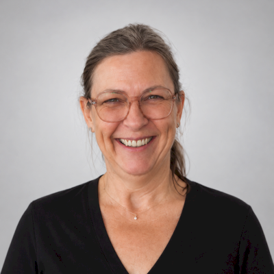 Stéphanie Vernières Stéphanie Vernières