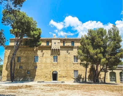 Chateau de Saumane Façade principale